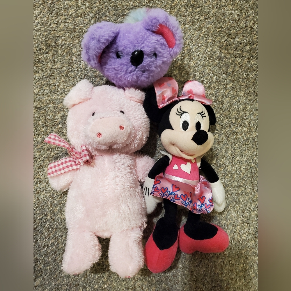 Stuffed animals - Picture 1 of 2